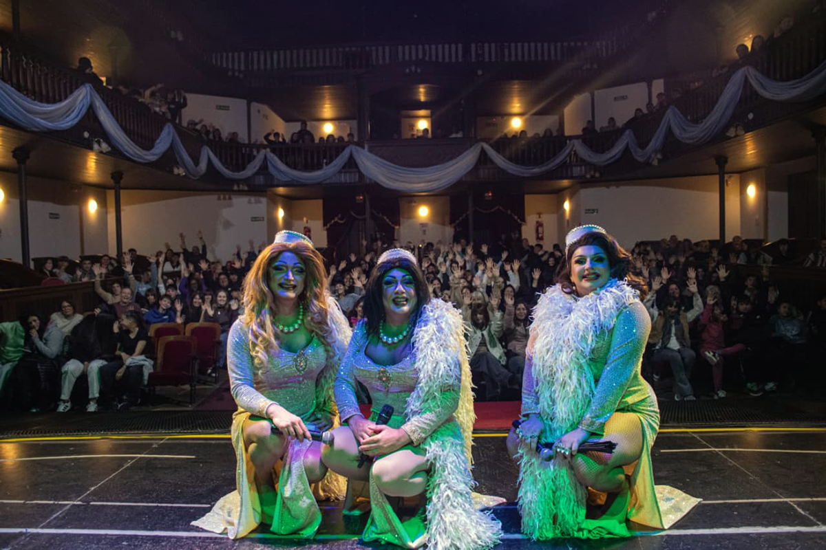 S.O.S Radio Show se presentó a sala llena en el Teatro Español de Magdalena -