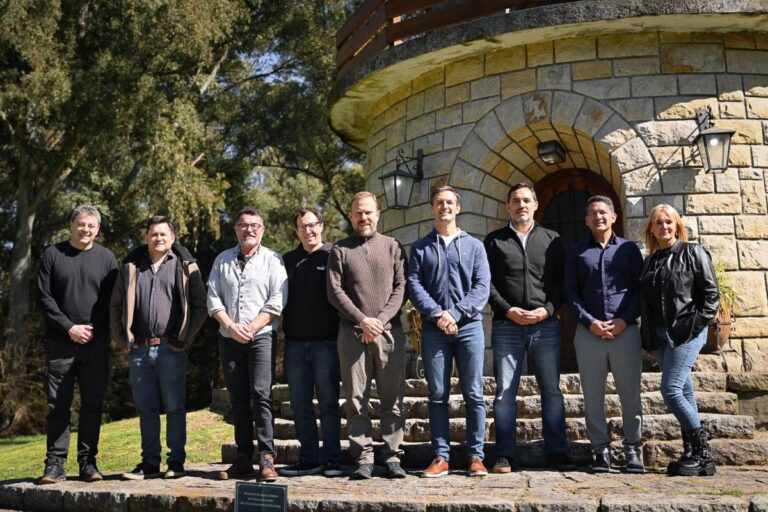 El magdalenense Martín Castelli se reunió con La Liga de Intendentes mirando al 2027