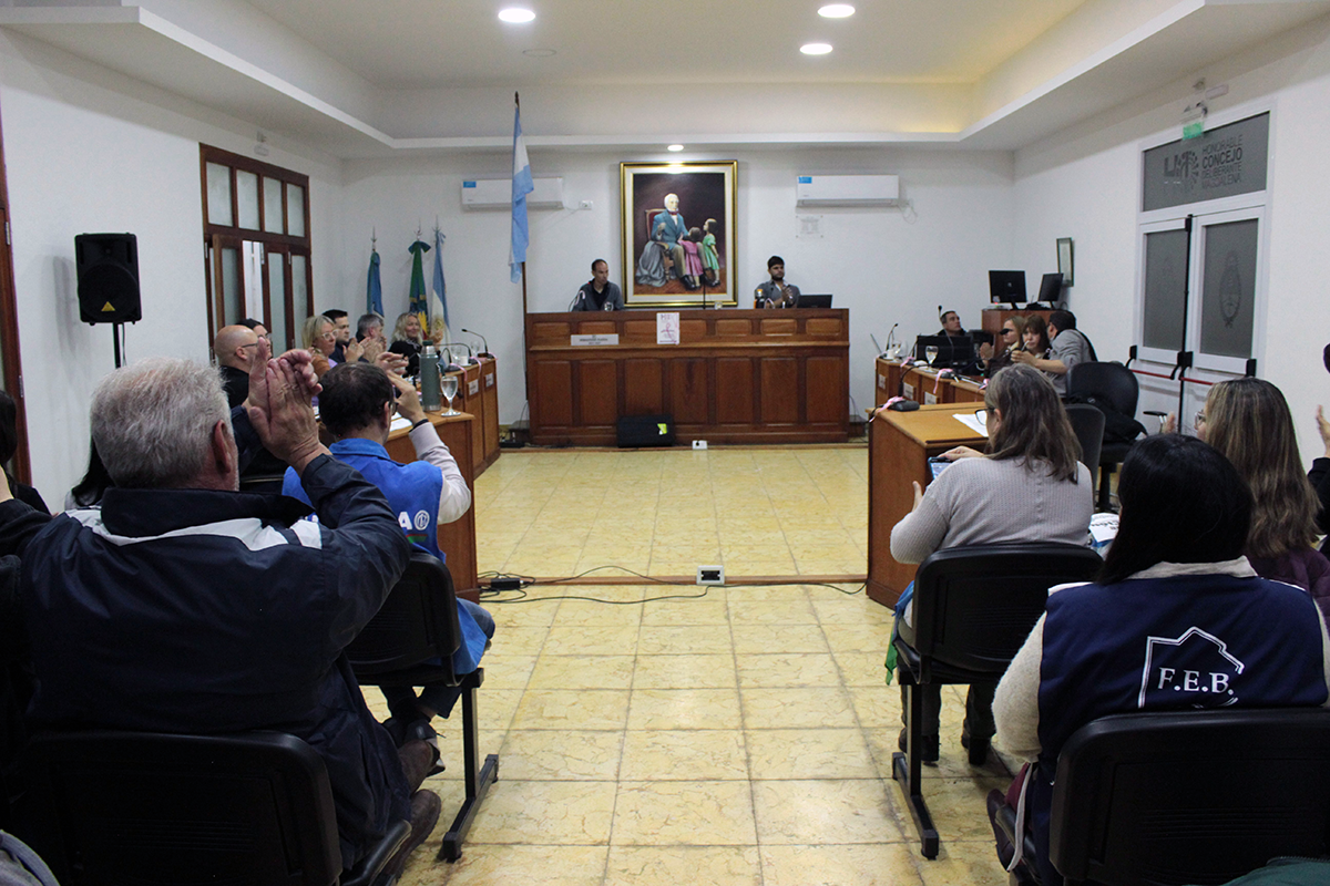 El Concejo de Magdalena respaldó por unanimidad la defensa del IPS y la jubilación docente -